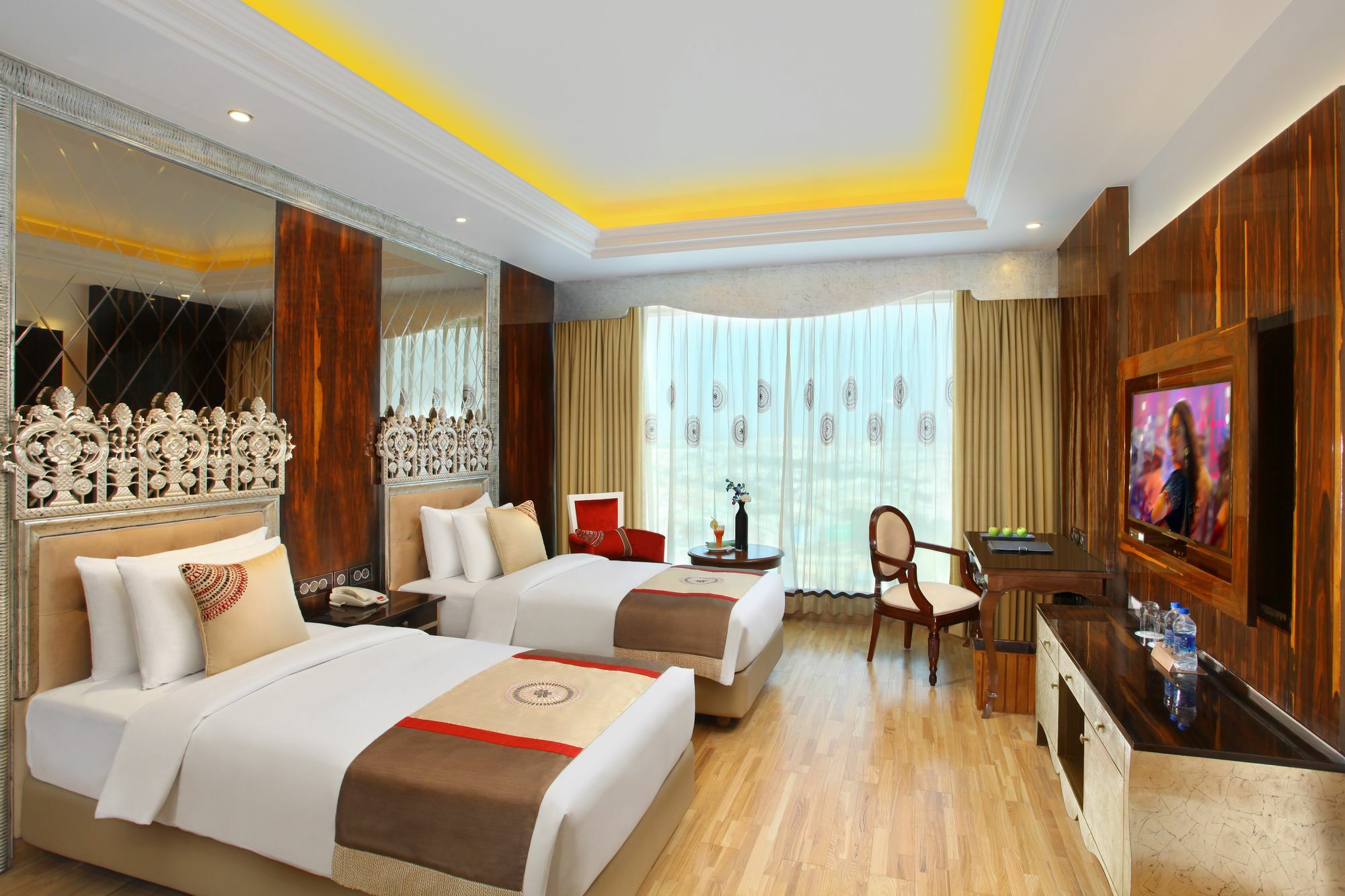 Seven Seas Hotel New Delhi Extérieur photo